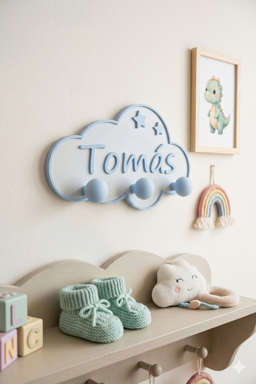 Percha nube colgada en pared